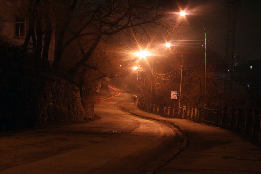 ghost road
---------
 (  ,      )